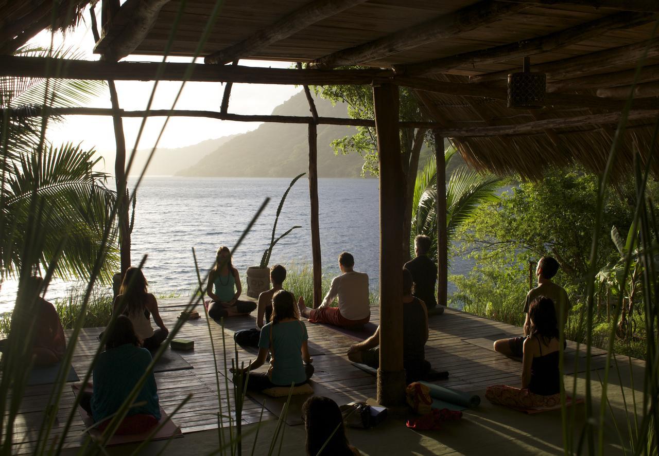 Apoyo Lodge La Laguna Екстериор снимка